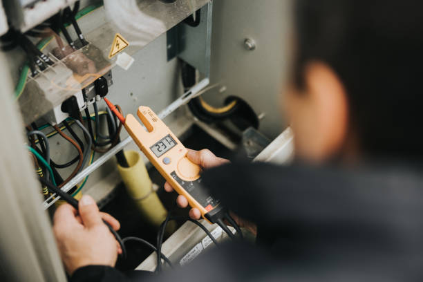 Best Circuit Breaker Repair  in Oak View, CA